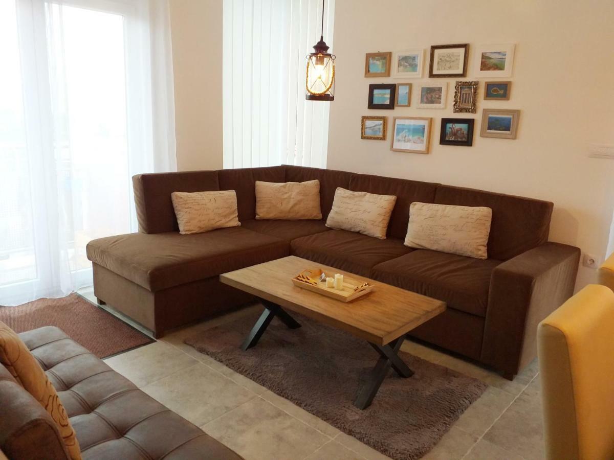 Apartman Leanton Pula Exterior foto